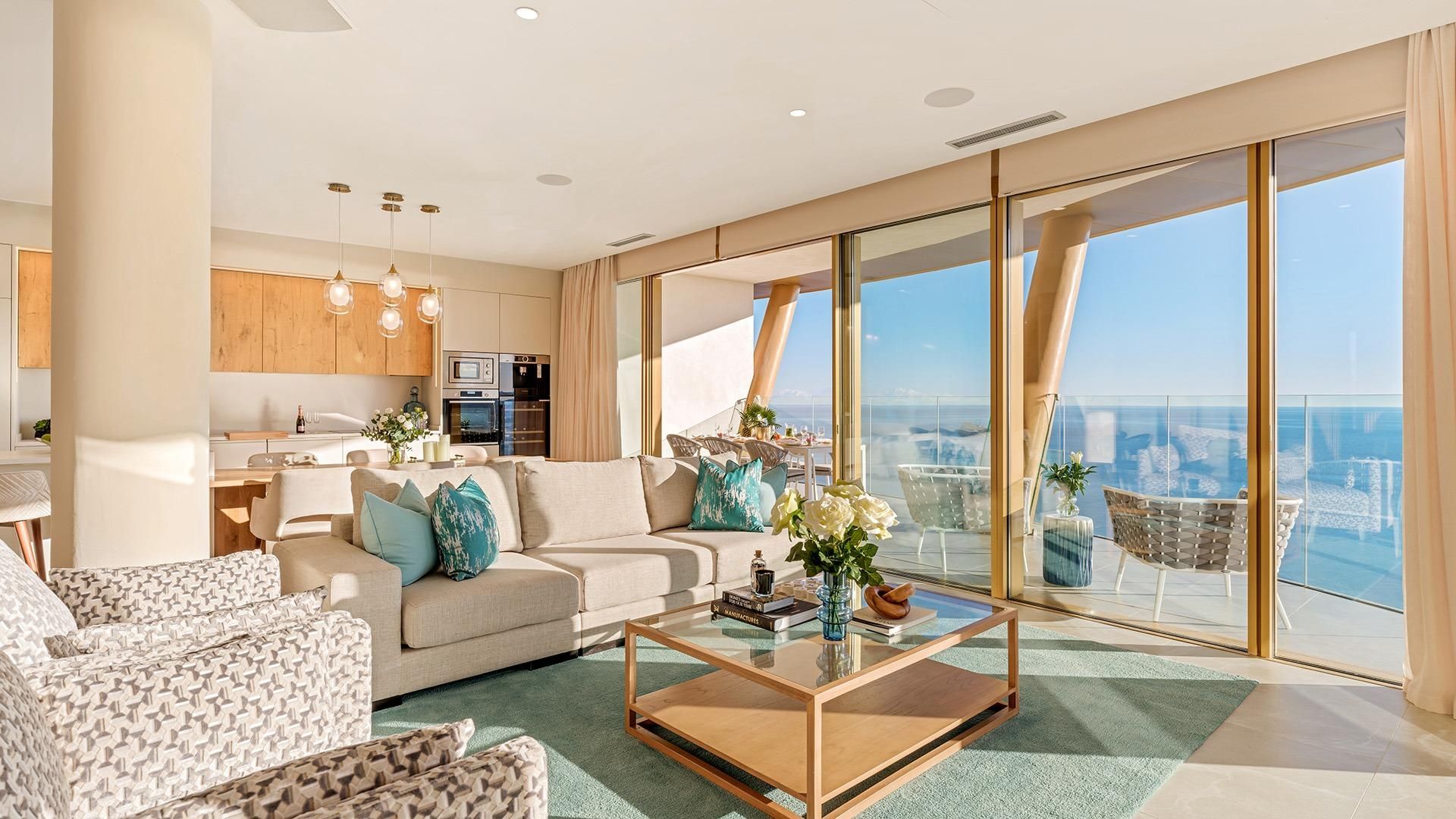 Sala d'estar de Àtic en venda en Benidorm amb Aire condicionat, Calefacció i Jardí privat