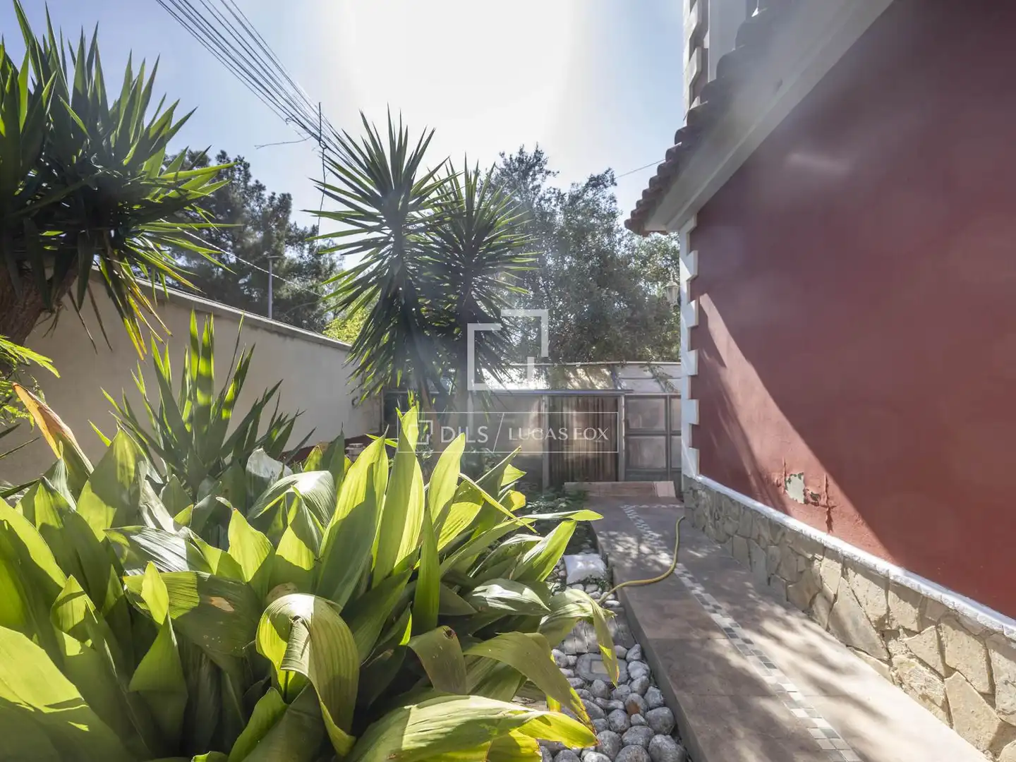 Garden of Houses for sale in La Pobla de Vallbona  with Air Conditioner, Heating and Private garden