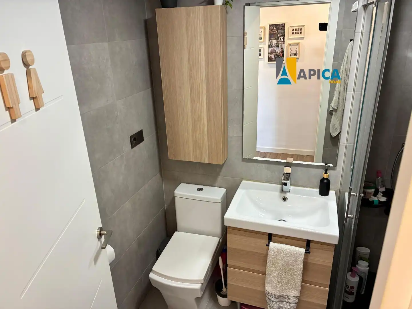 Baño de Piso en venta en Algeciras con Aire acondicionado y Amueblado