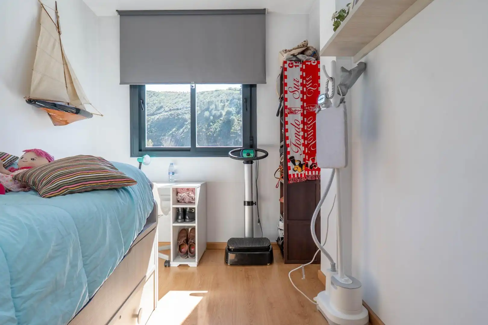Dormitori de Casa o xalet en venda en Granada amb Calefacció, Terrassa i Traster