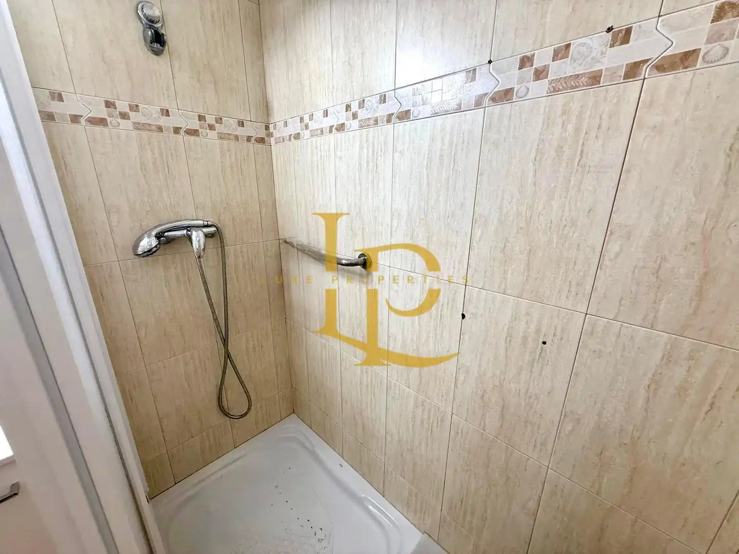Bany de Pis en venda en Rubí amb Aire condicionat, Calefacció i Forn