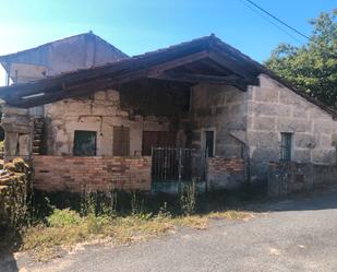 Vista exterior de Casa o xalet en venda en San Amaro amb Balcó