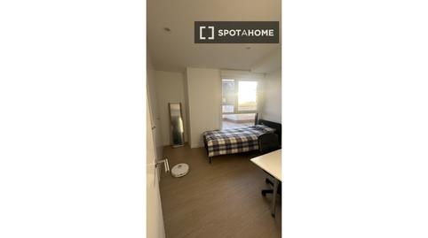Photo 2 of Flat to share in El Cañaveral, Madrid