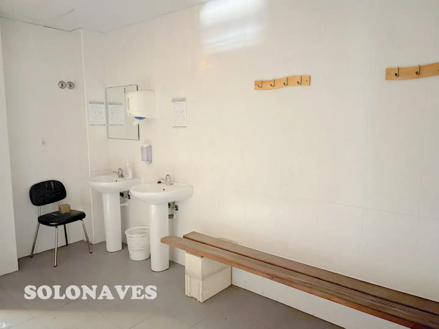 Baño de Nave industrial en venta en Leciñena