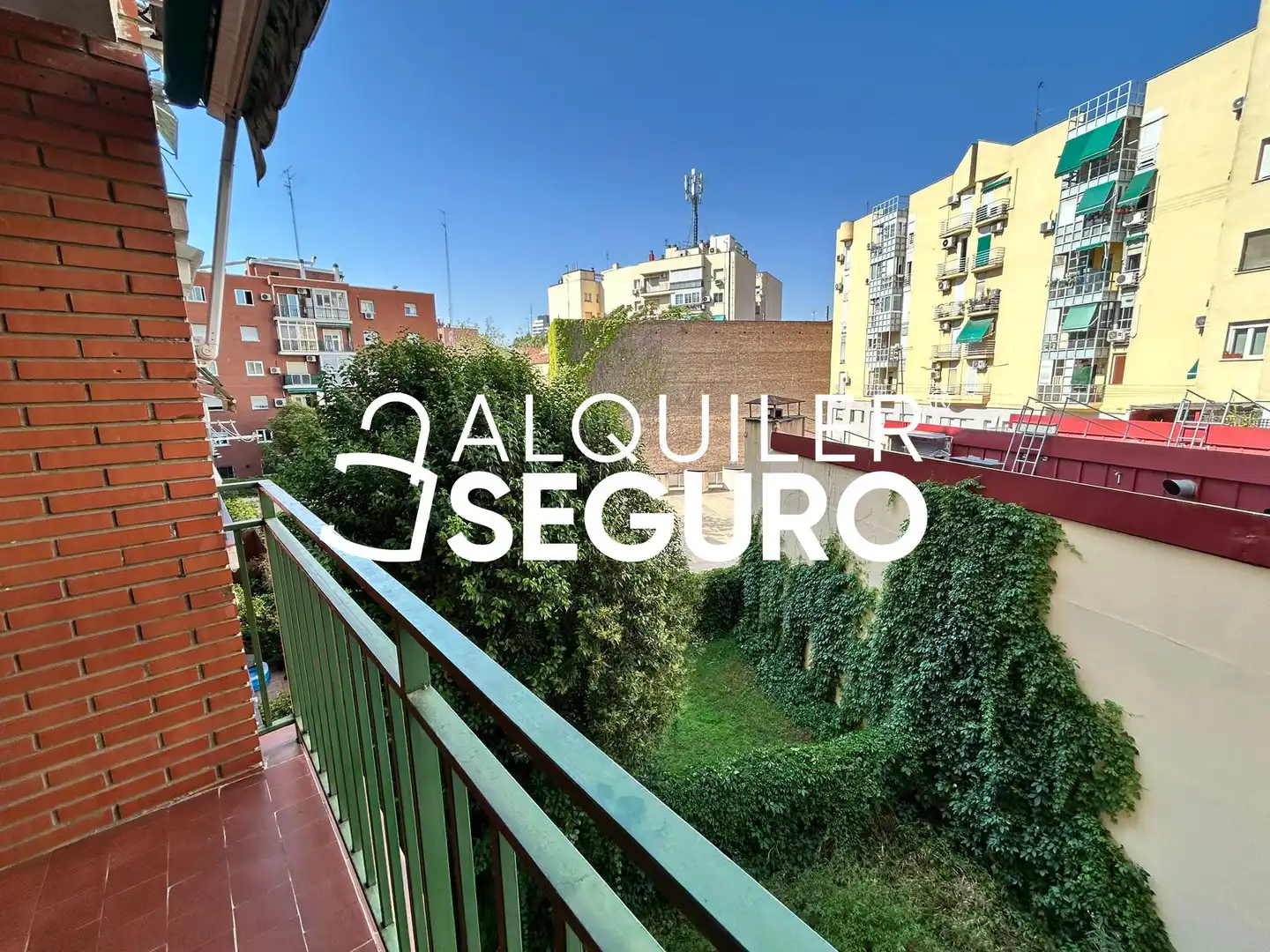 Vista exterior de Piso de alquiler en Madrid con Aire acondicionado, Calefacción y Amueblado