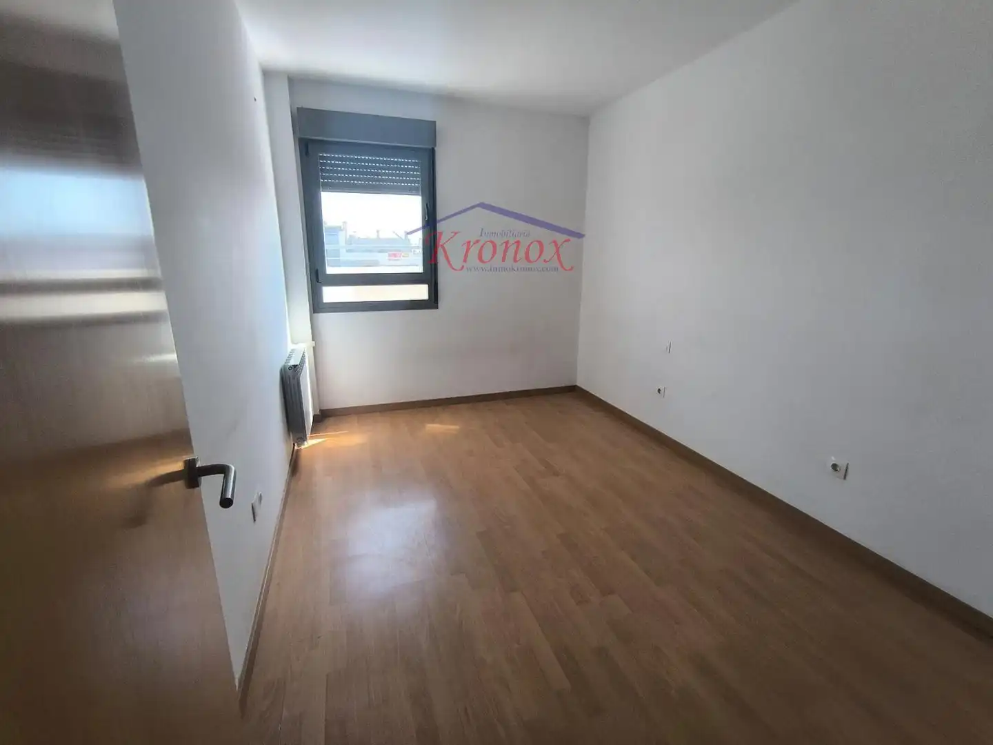 Habitación de Ático en venta en Pinto con Calefacción, Terraza y Trastero