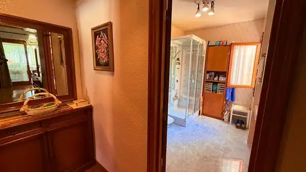 Bathroom of Houses for sale in Benidorm  with Swimming Pool, Furnished and Oven