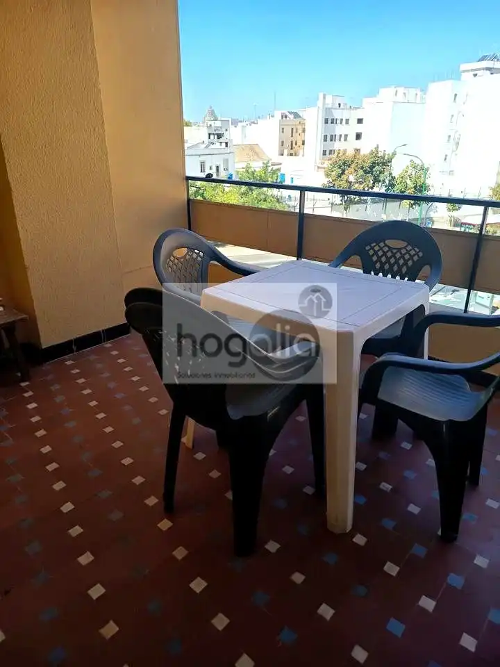 Flat with lift to rent in San Pablo - Santa Justa, imagen 6
