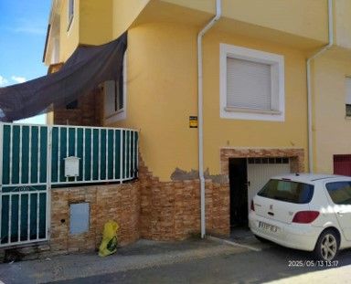 Exterior view of House or chalet for sale in Talayuela  with Private garden and Storage room