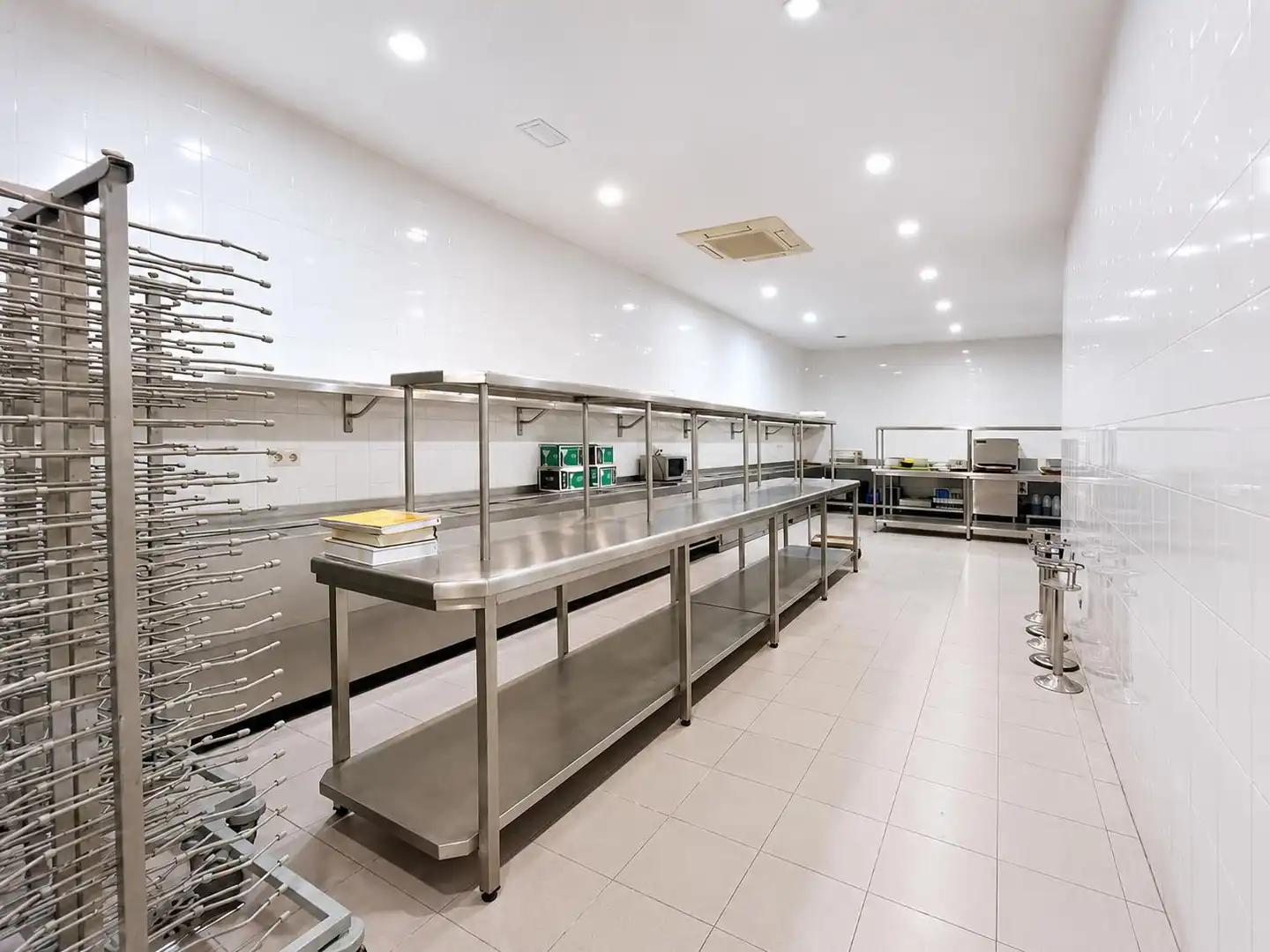 Business premises for sale in Paseo Galatea, imagen 20