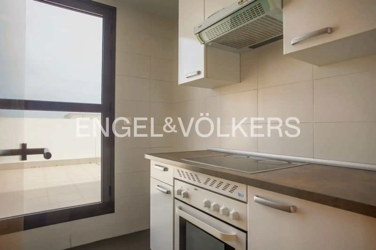 Kitchen of Attic for rent in Torrejón de Ardoz  with Air Conditioner, Heating and Private garden