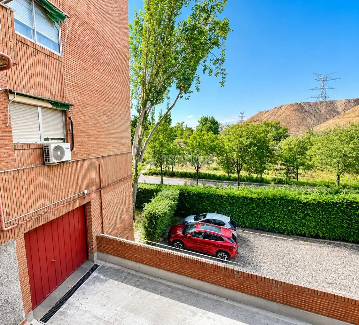 Vista exterior de Piso en venta en Madrid con Aire acondicionado