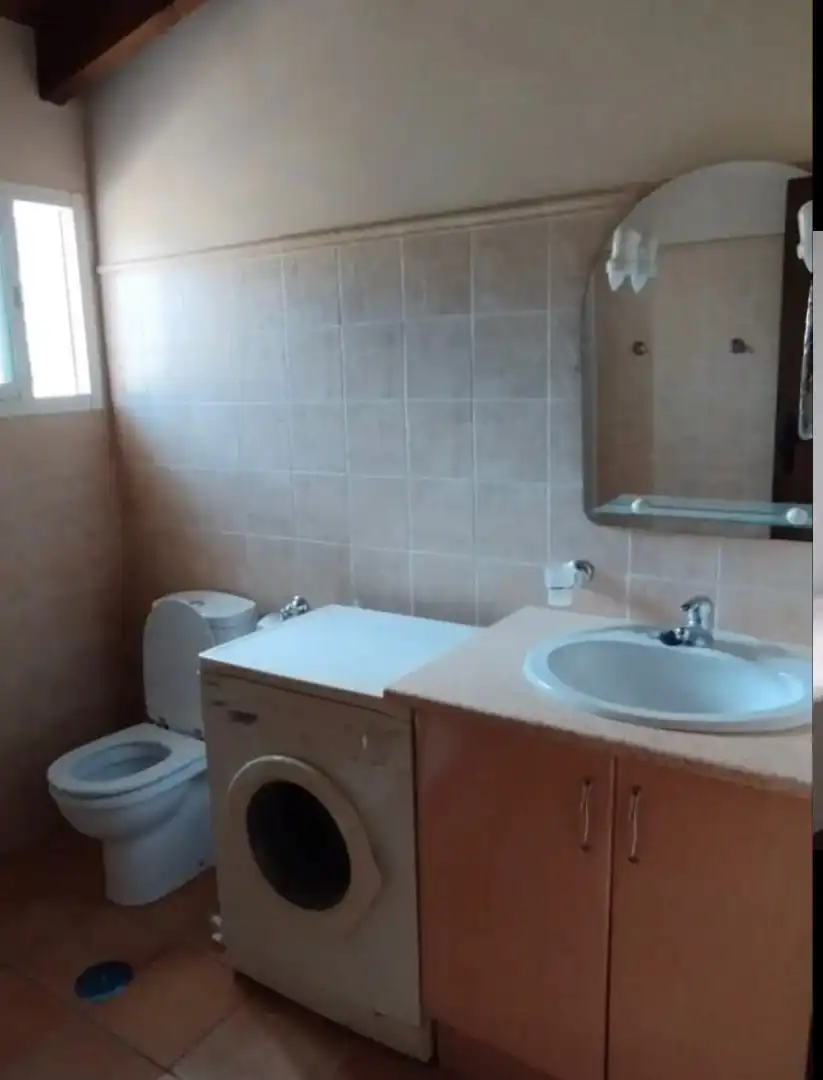 Badezimmer von Country house zur Miete in Coín mit Privatgarten, Schwimmbad und Möbliert