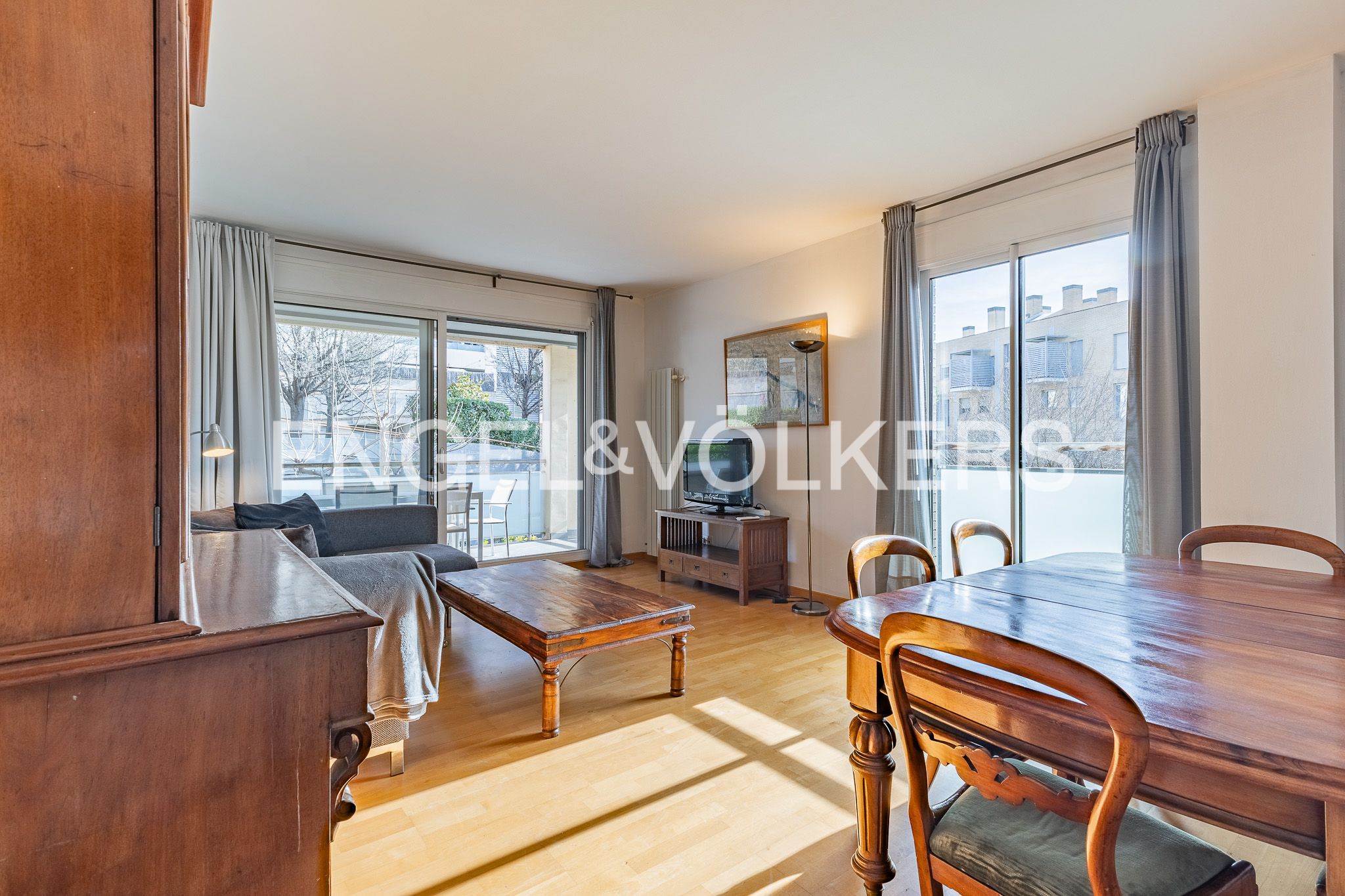 Exterior view of Apartment to rent in Sant Cugat del Vallès  with Air Conditioner, Heating and Parquet flooring