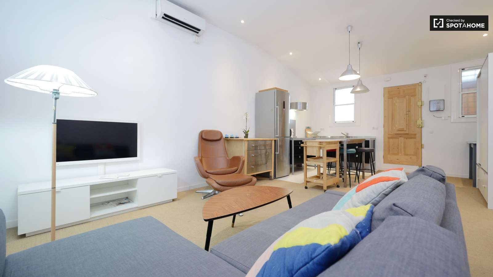 Sala d'estar de Apartament per a compartir en  Barcelona Capital amb Aire condicionat, Calefacció i Terrassa