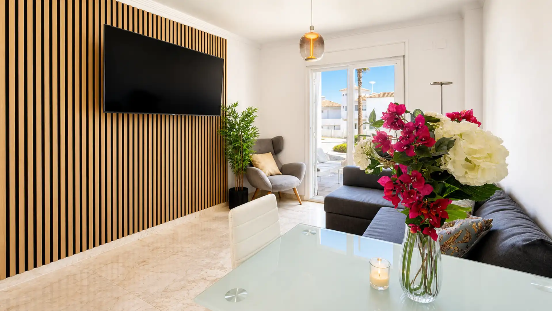 Living room of Ground floor for sale in Manilva  with Air Conditioner, Terrace and Swimming Pool