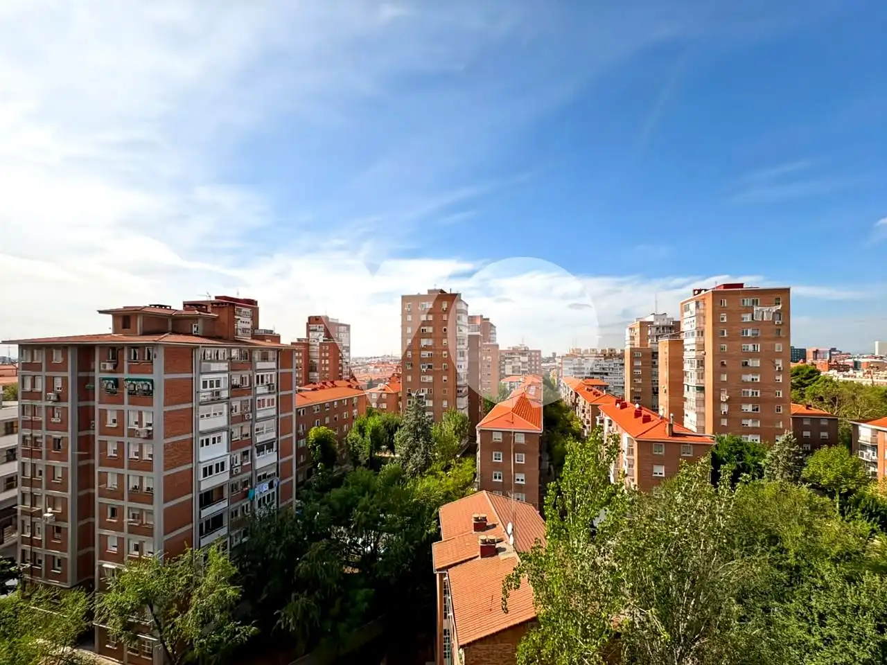 Vista exterior de Piso de alquiler en Ciudad Lineal