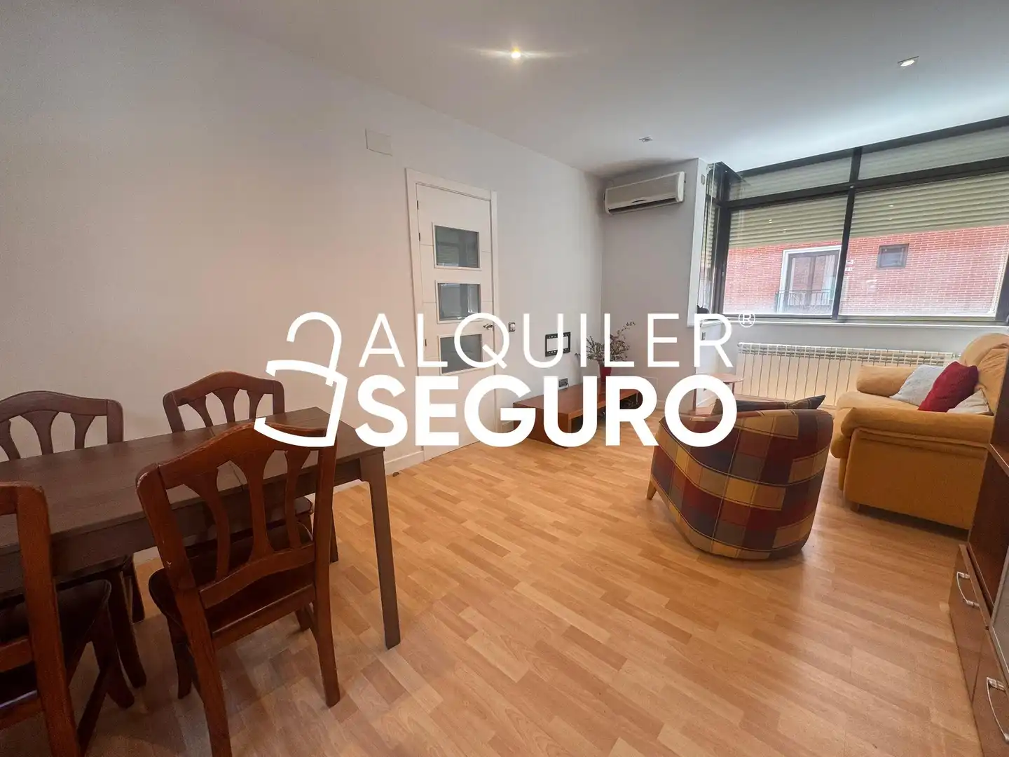 Habitación de Piso de alquiler en Madrid con Calefacción y Amueblado