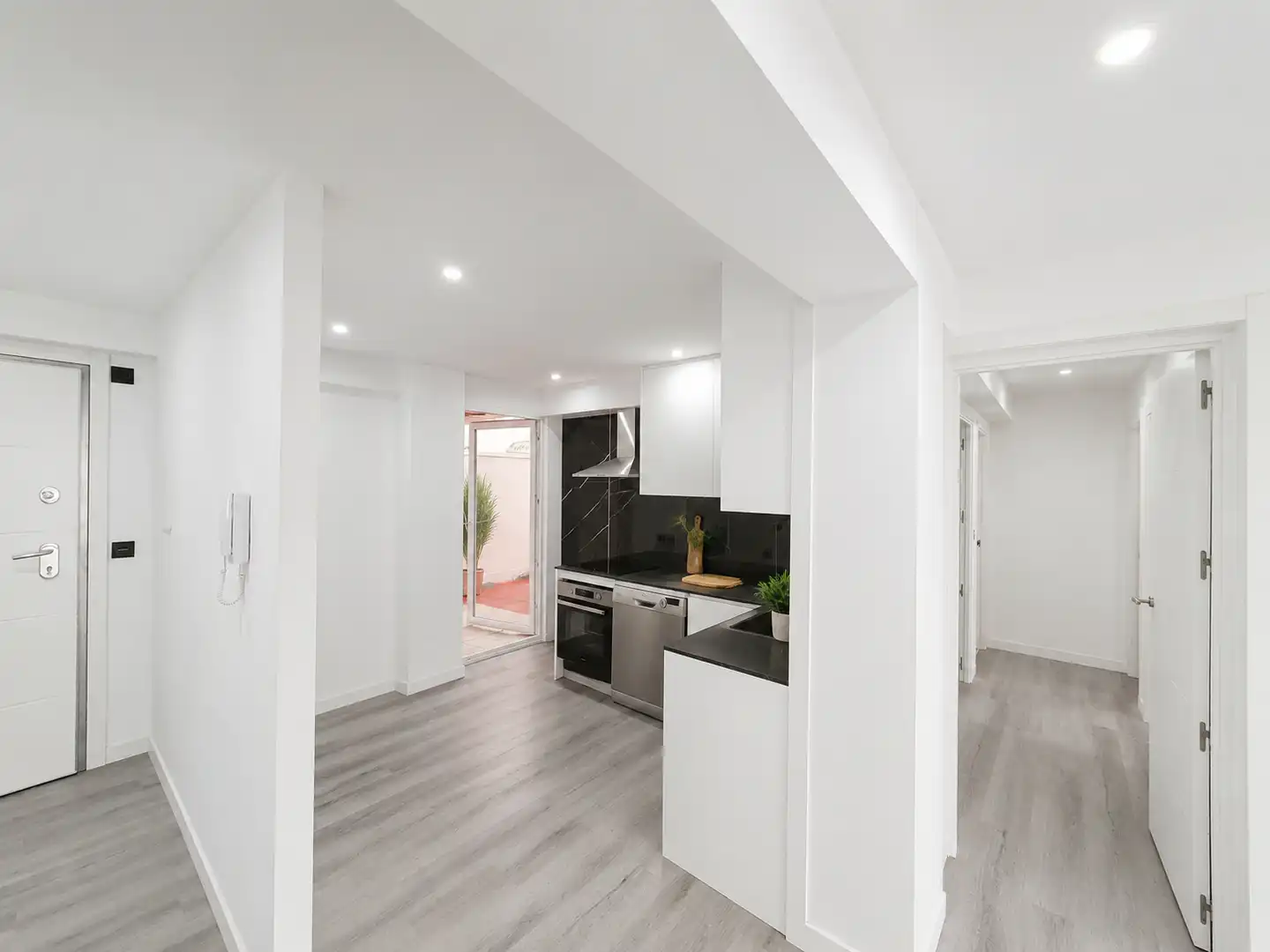 Cocina de Piso en venta en Vigo  con Calefacción, Trastero y Horno