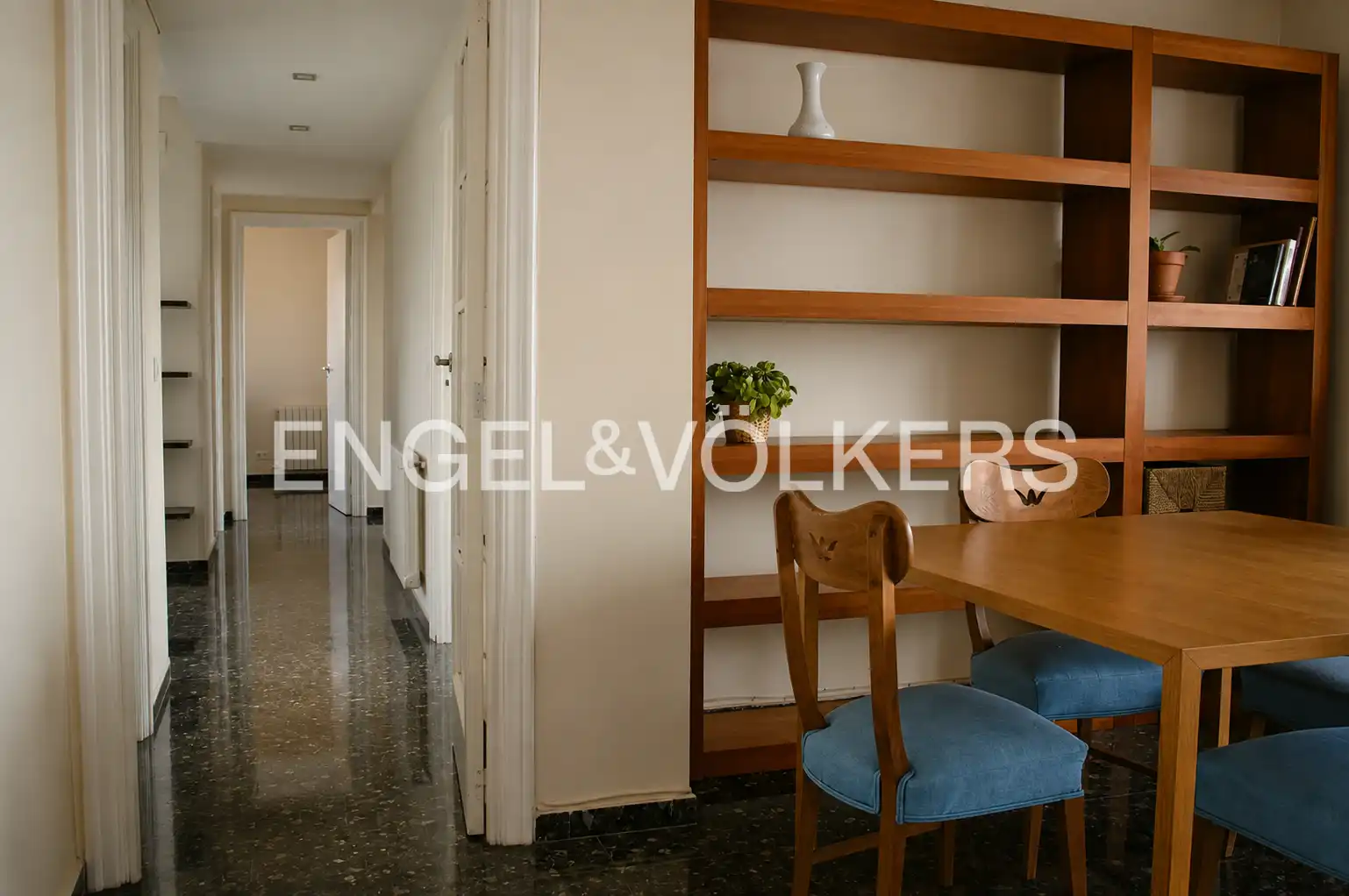 Flat for rent in Valencia  with Heating, Furnished and Balcony