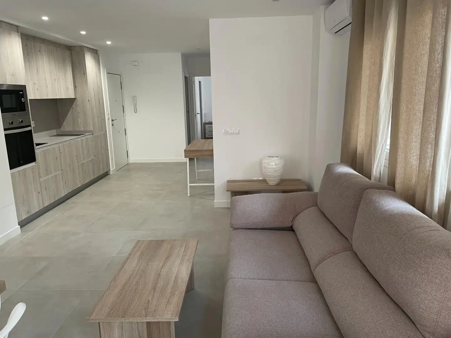 Living room of Flat for rent in Alicante / Alacant  with Air Conditioner, Heating and Furnished