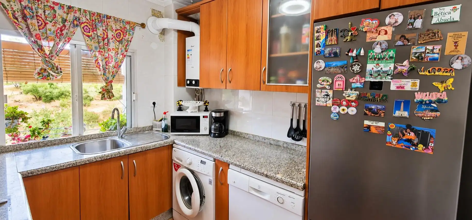 Kitchen of Flat for sale in Coca de la Piñera - El Carambolo