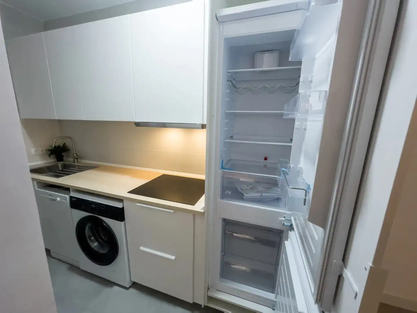 Kitchen of Flat for rent in Casco Antiguo