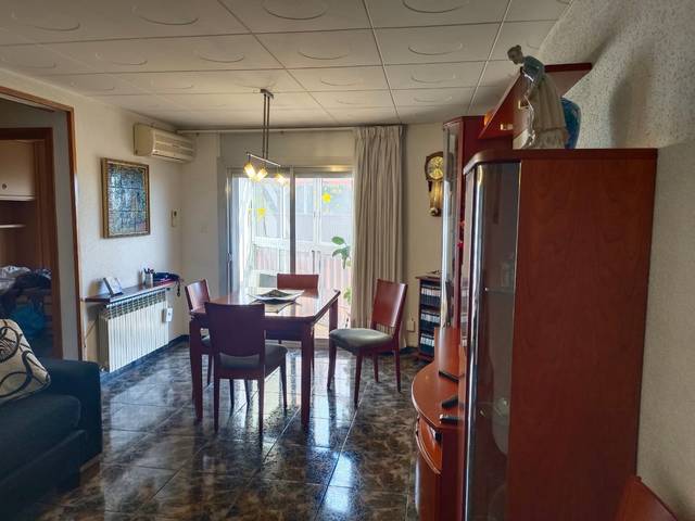 Piso en Alquiler en Avinguda de l'Abat Marcet en Torrent d'en Pere Parres