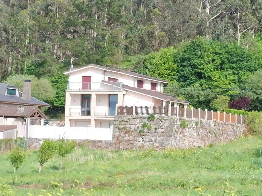 Vista exterior de Casa o chalet en venta en Cee con Calefacción, Jardín privado y Terraza