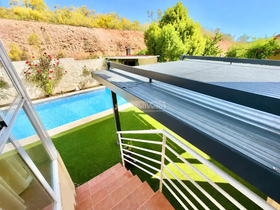 Terraza de Casa adosada en venta en Cabanillas del Campo con Calefacción, Parquet y Trastero