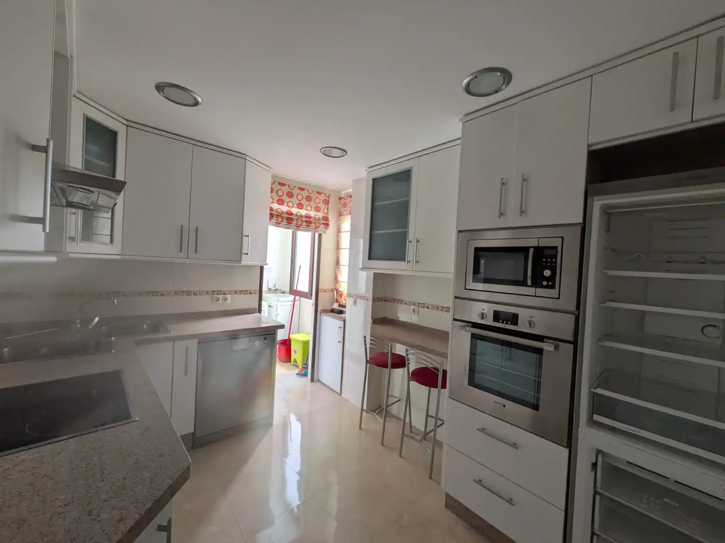 Appartamento con terrazza in vendita a Casco Histórico, imagen 5