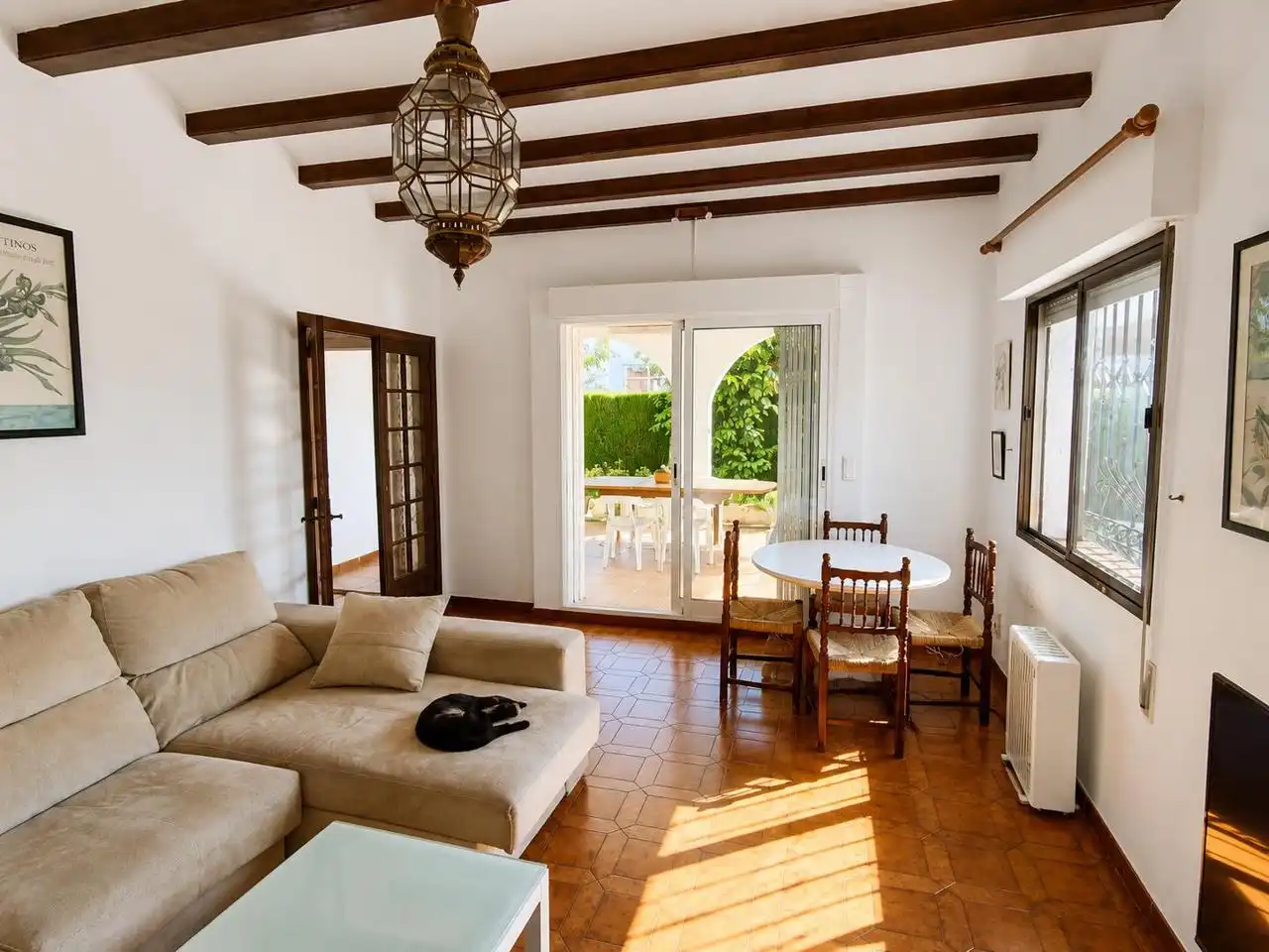 Sala d'estar de Casa o xalet en venda en Oliva amb Jardí privat, Terrassa i Traster
