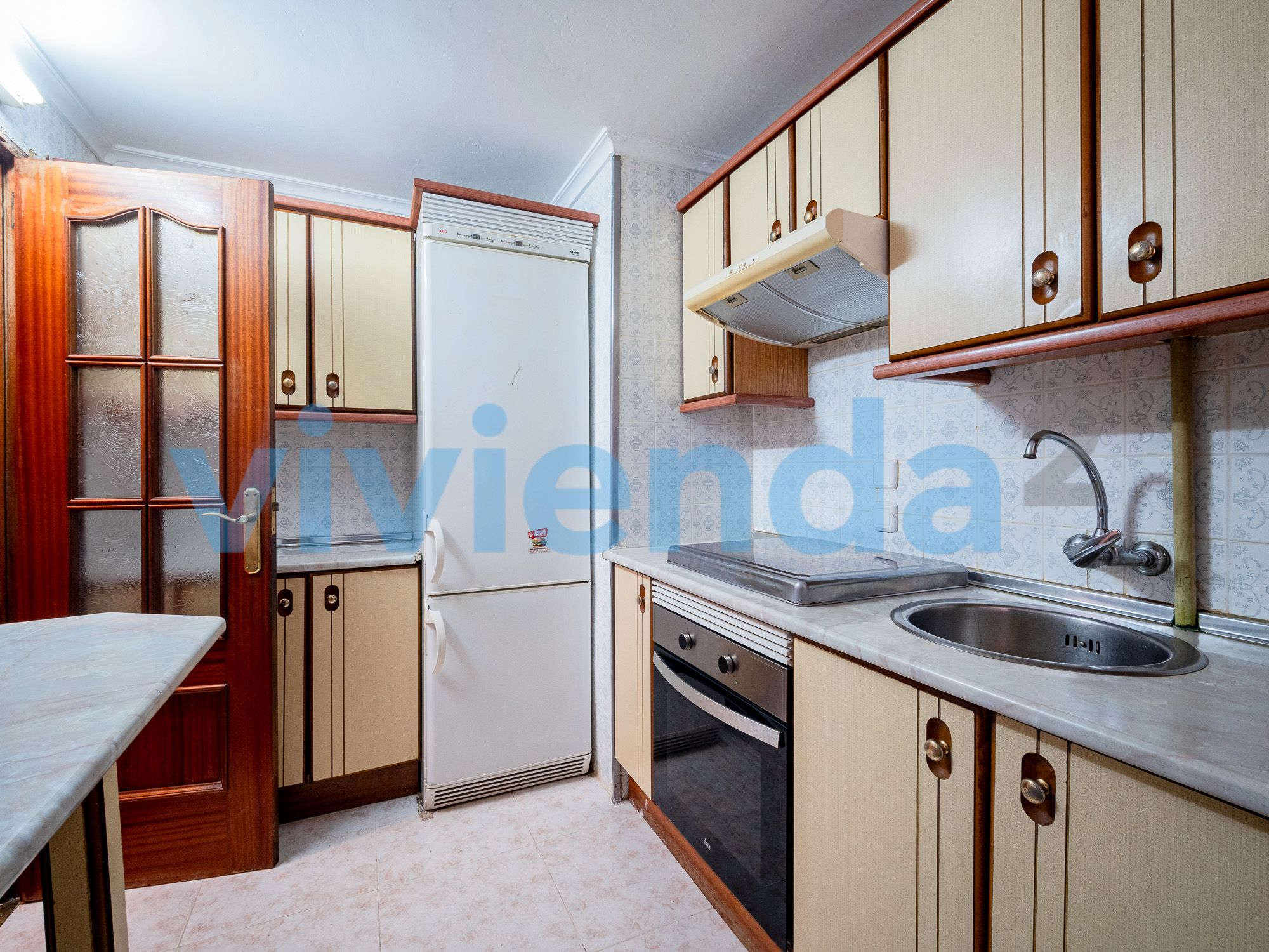 Kitchen of Flat for sale in  Madrid Capital  with Heating