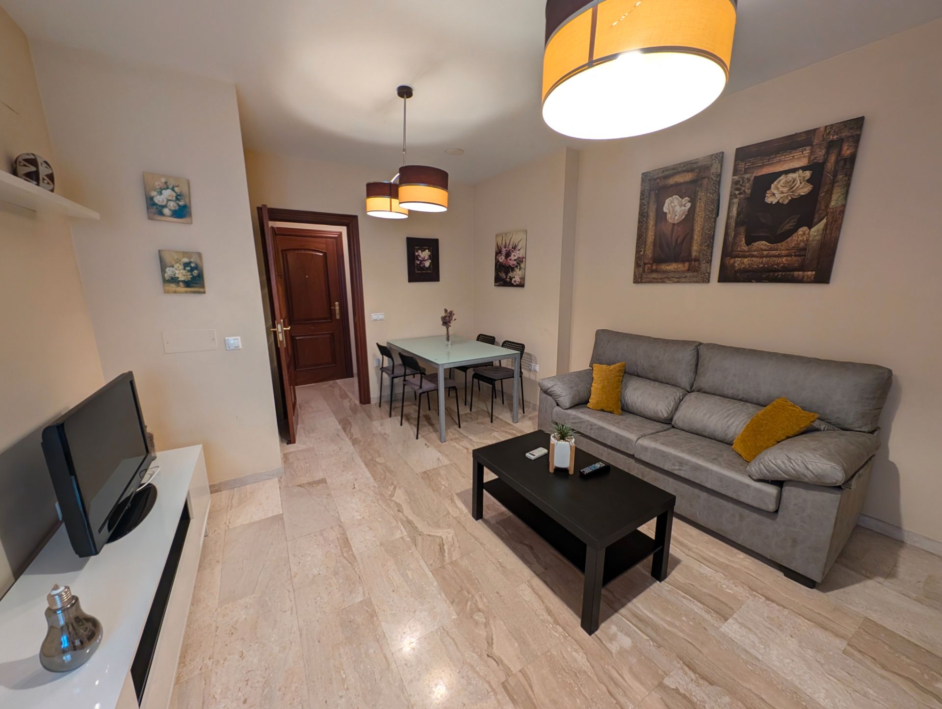 Living room of Flat to rent in Lucena  with Air Conditioner, Heating and Terrace