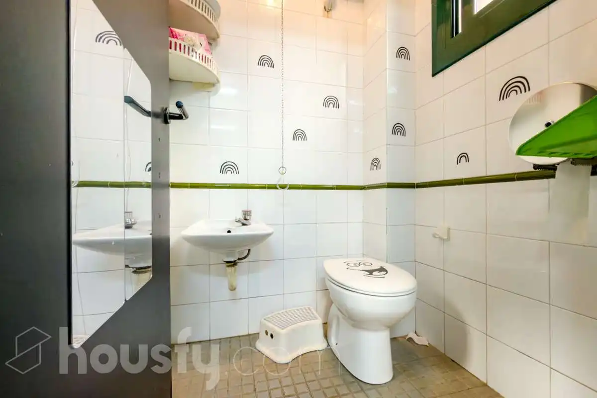 Baño de Casa o chalet en venta en Barcelona con Aire acondicionado, Calefacción y Jardín privado