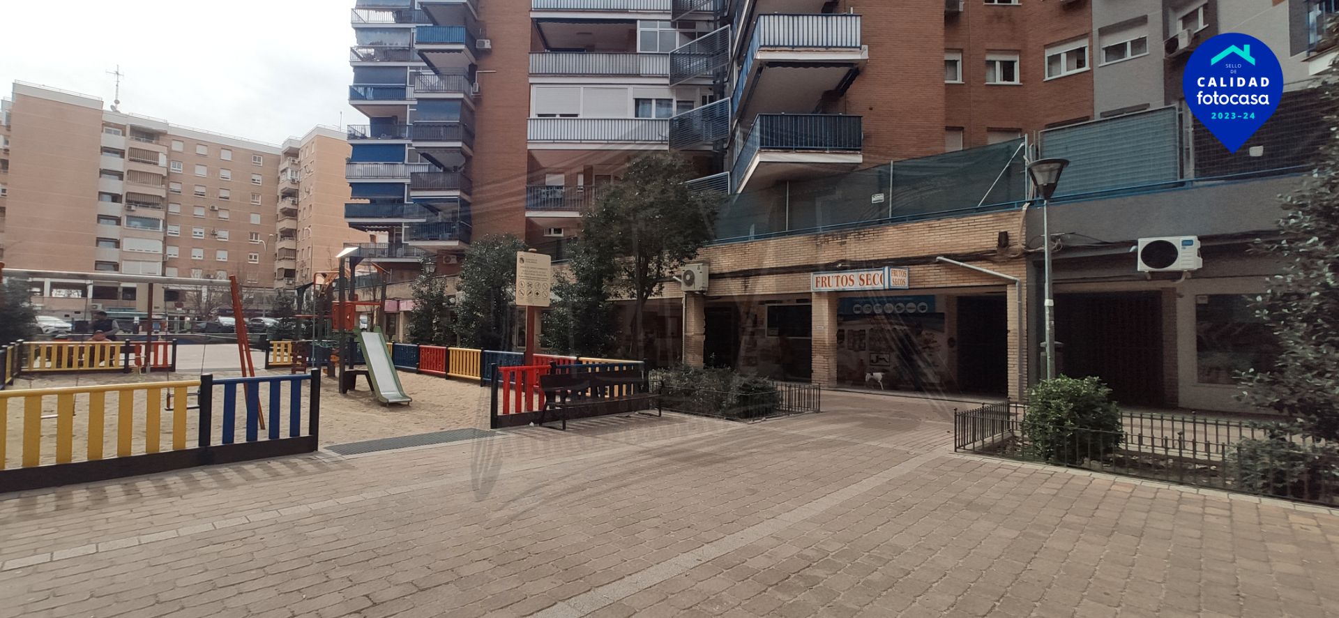 Vista exterior de Pis en venda en Fuenlabrada amb Aire condicionat, Calefacció i Parquet