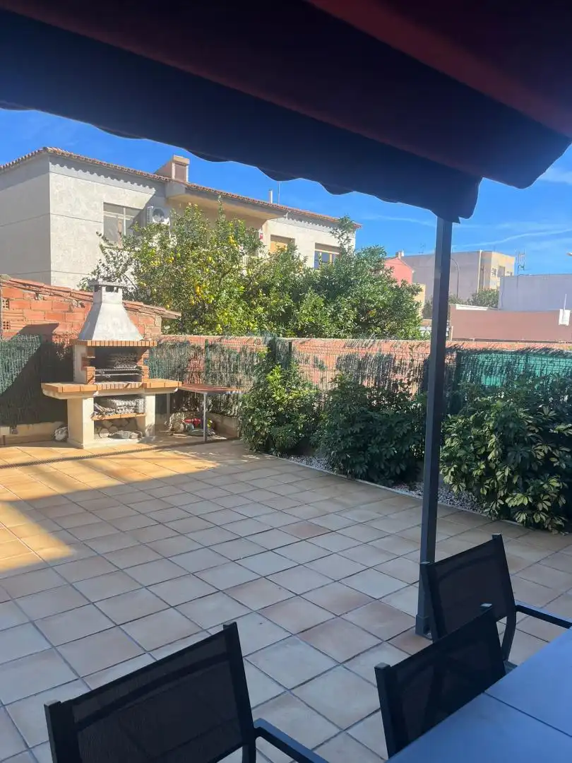 Terrassa de Casa adosada en venda en Reus amb Calefacció i Jardí privat