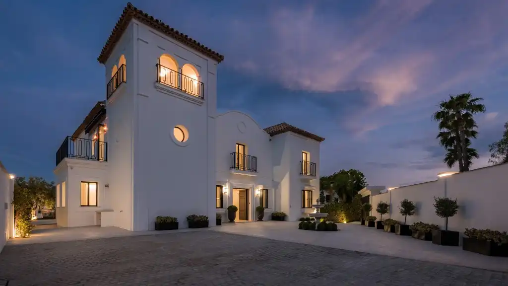 Chalet con piscina en venta en La Quinta, imagen 29