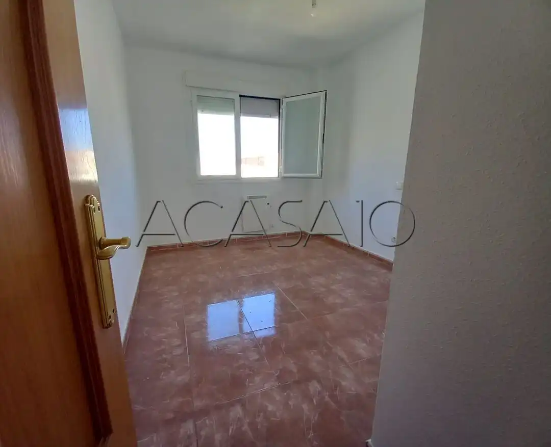 Habitación de Piso en venta en Lominchar con Calefacción