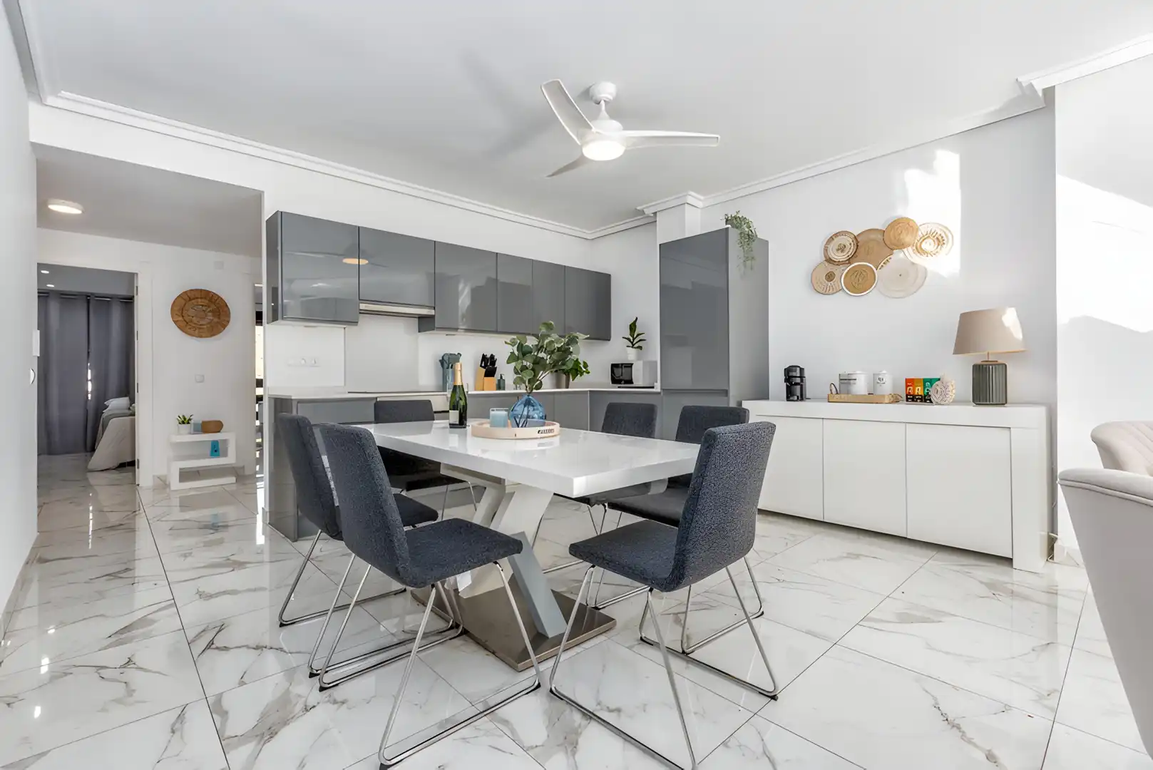 Apartament amb piscina en venda a Nueva Andalucía, imagen 4