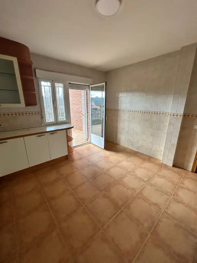 Kitchen of Detached homes for sale in Robledo de Chavela  with Heating, Private garden and Terrace