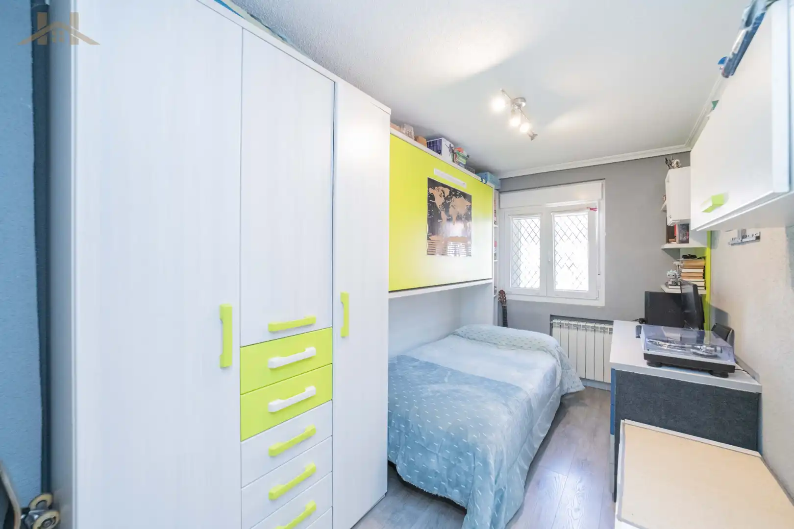 Bedroom of Flat for sale in Madrid  with Air Conditioner and Heating