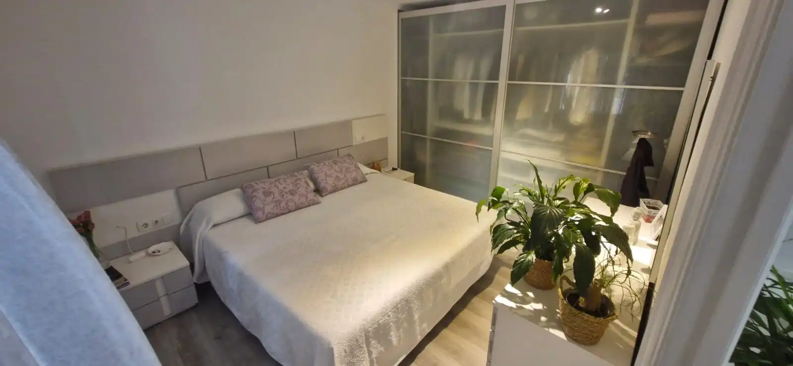 Dormitori de Pis en venda en Mataró amb Aire condicionat, Parquet i Balcó