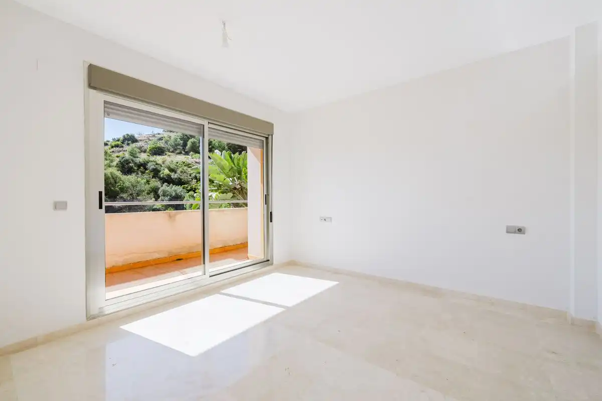 Dormitori de Casa adosada en venda en Málaga amb Aire condicionat, Calefacció i Jardí privat