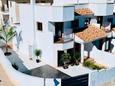 Villa con piscina in vendita a Cox