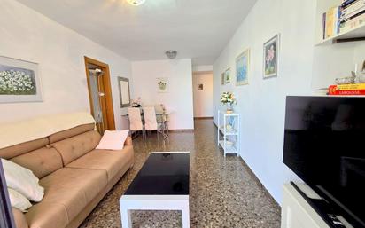 Living room of Apartment for sale in Gandia  with Terrace, Furnished and Community pool