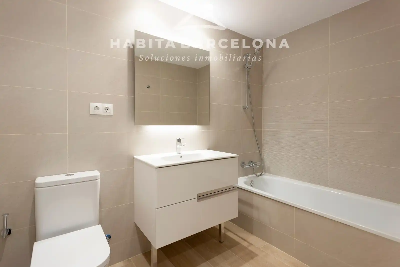 Flat for rent in Carrer de Laforja, Sant Gervasi- Galvany
