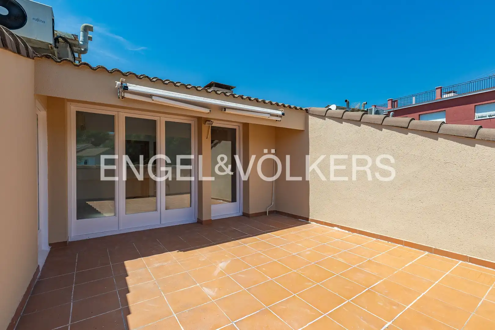 Terraza de Dúplex en venta en Palau-solità i Plegamans con Calefacción, Terraza y Balcón