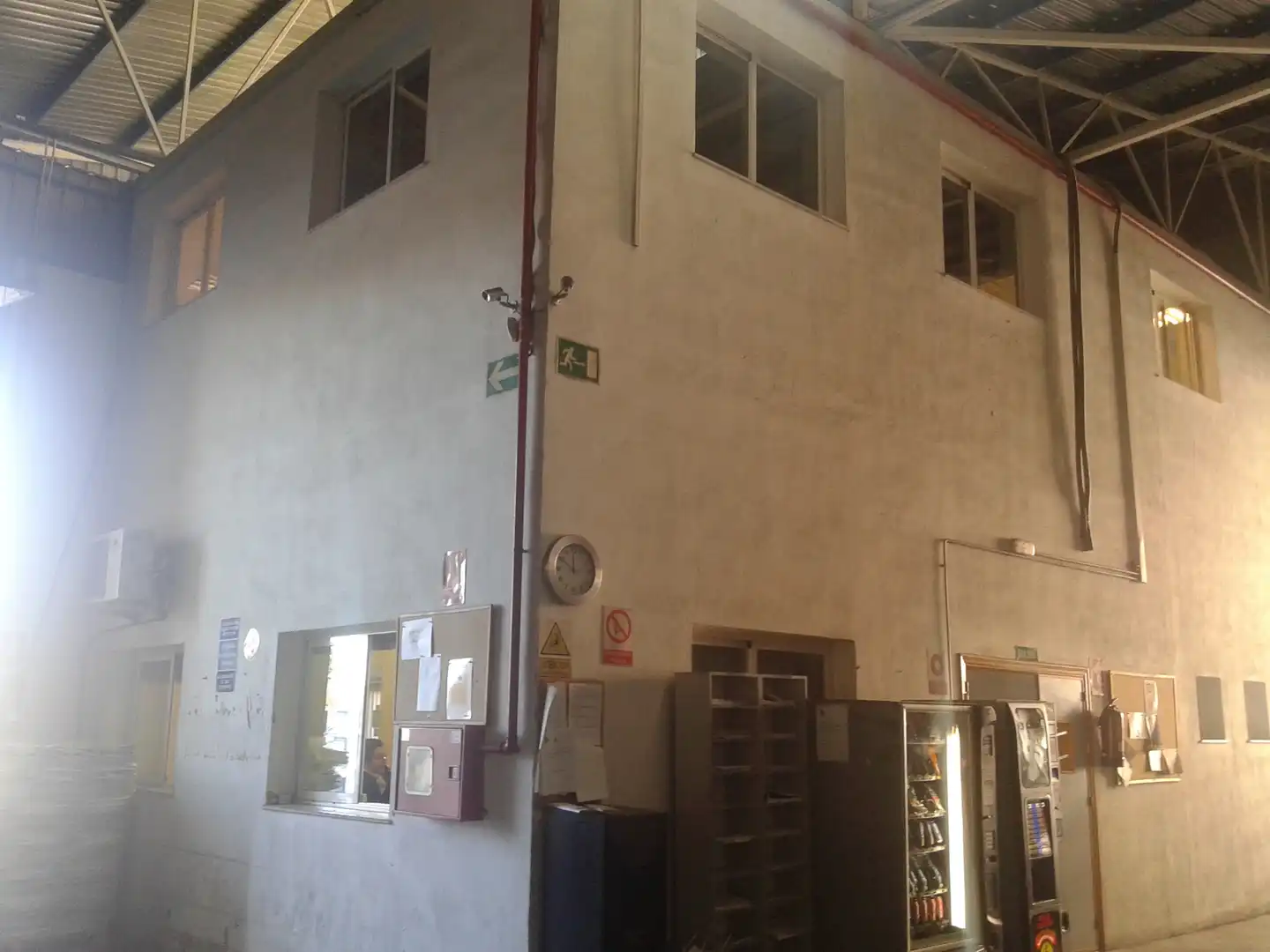 Nave industrial en venta en Viator con Calefacción y Alarma