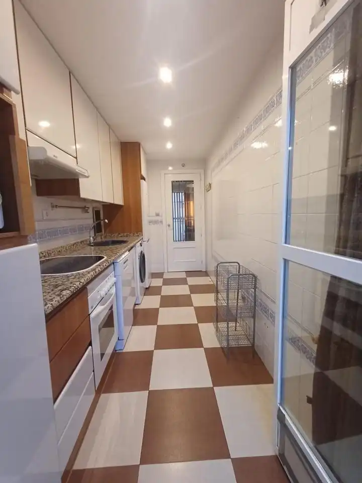 Cocina de Piso de alquiler en Getafe con Aire acondicionado, Calefacción y Amueblado